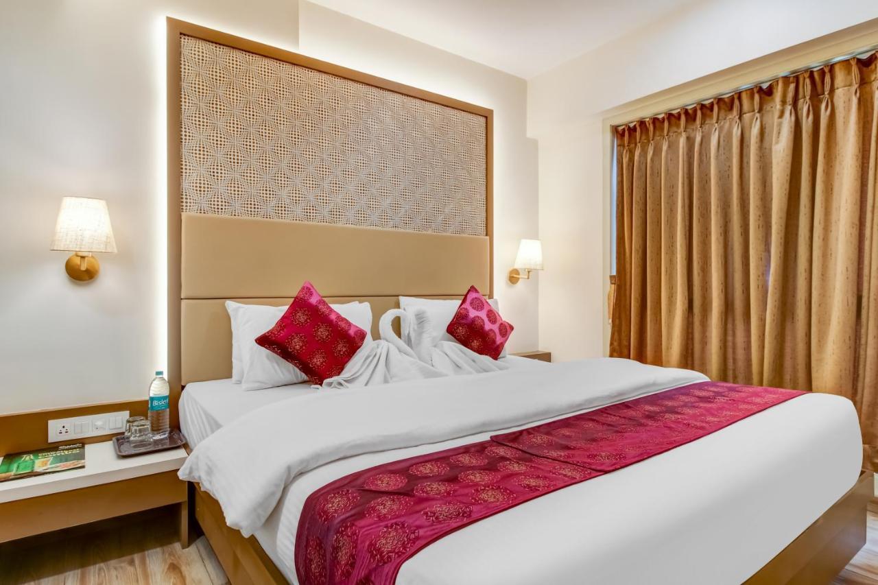 Hotel Grand Mookambika Navi Mumbai Esterno foto