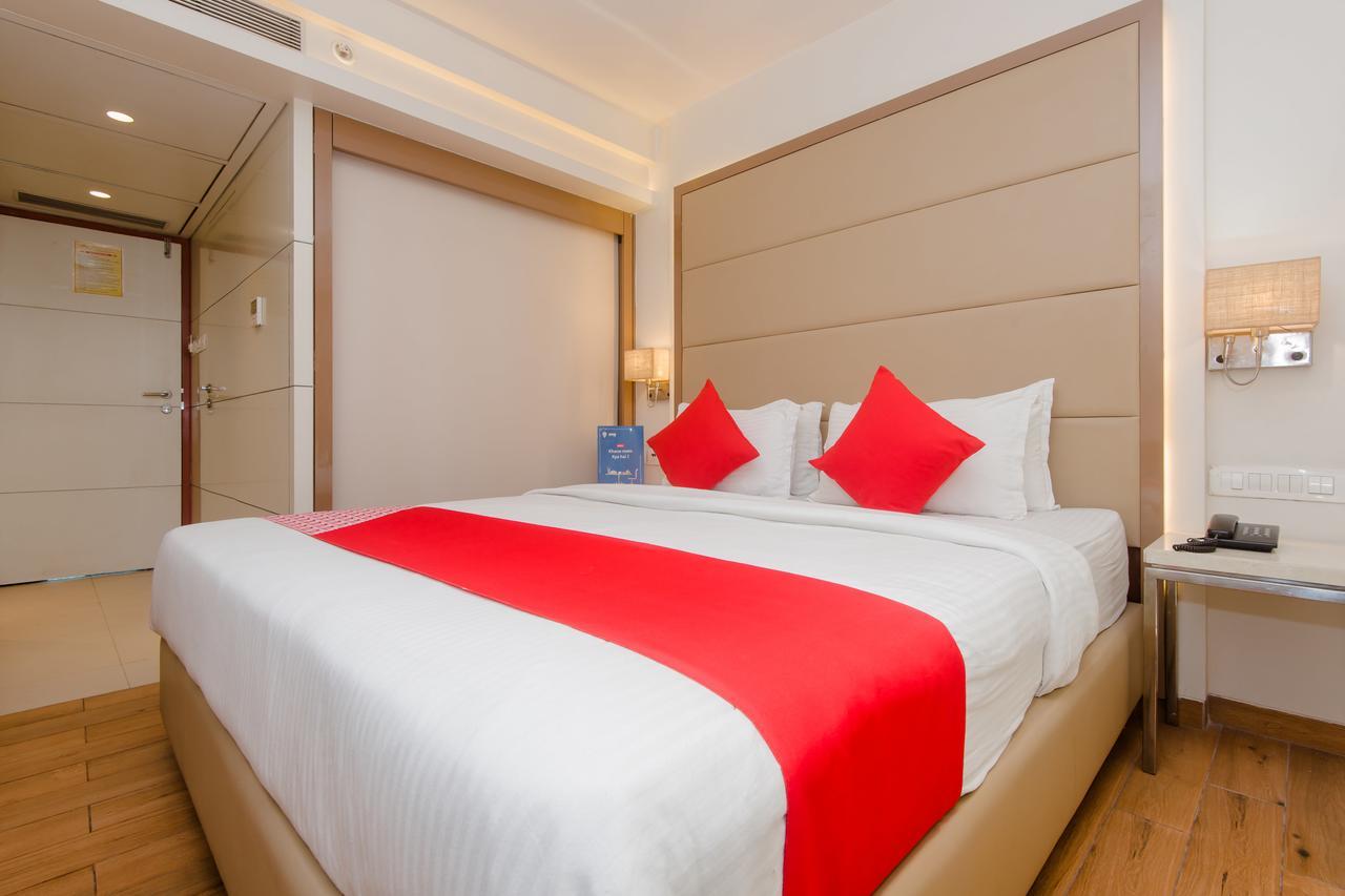 Hotel Grand Mookambika Navi Mumbai Esterno foto