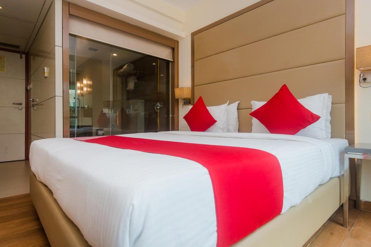 Hotel Grand Mookambika Navi Mumbai Esterno foto