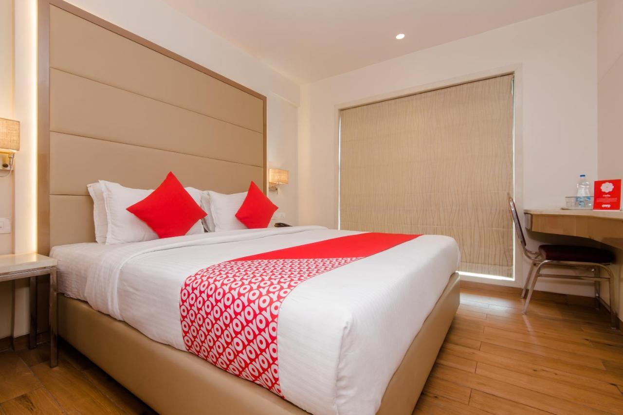 Hotel Grand Mookambika Navi Mumbai Esterno foto