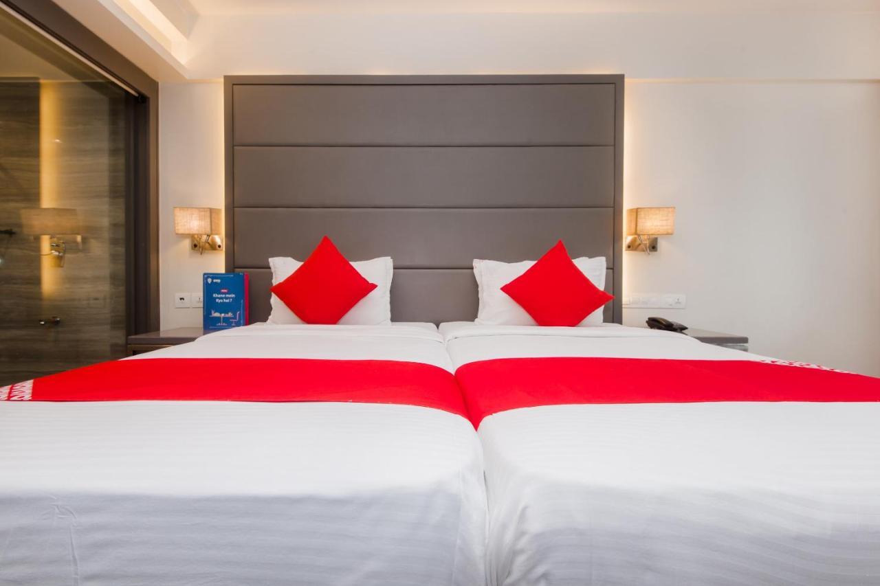 Hotel Grand Mookambika Navi Mumbai Esterno foto